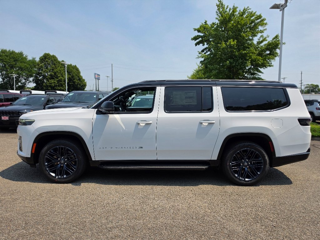 New 2026 White Jeep  image 9