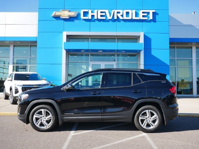 Used 2018 GMC Terrain SLE with VIN 3GKALTEX2JL172994 for sale in Roseville, Minnesota