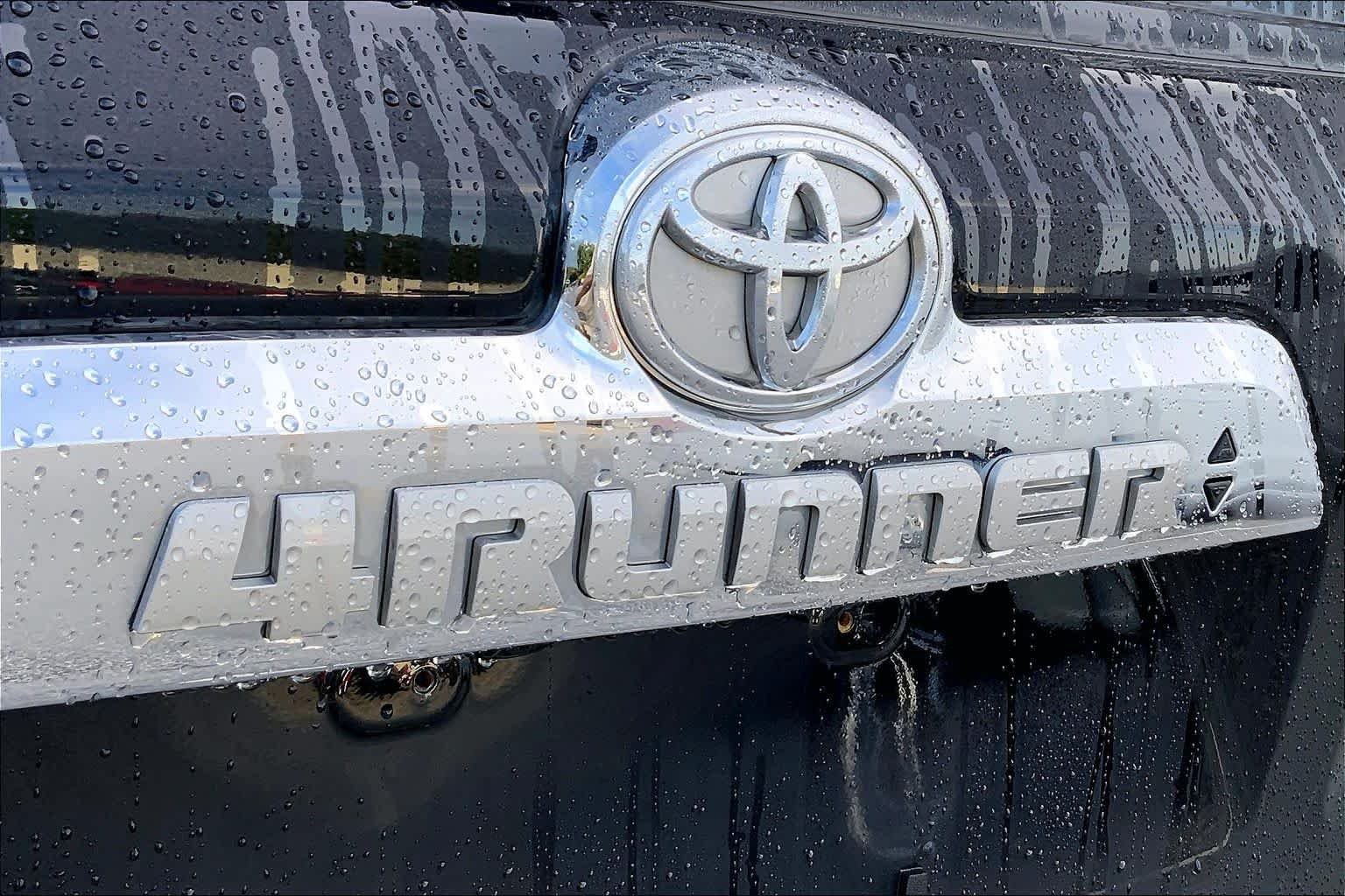 Used 2022 Midnight Black Metallic Toyota Limited image 10