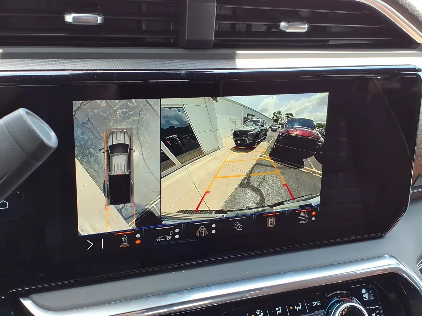 2026 GMC Sierra 3500HD Denali Ultimate - Photo 16