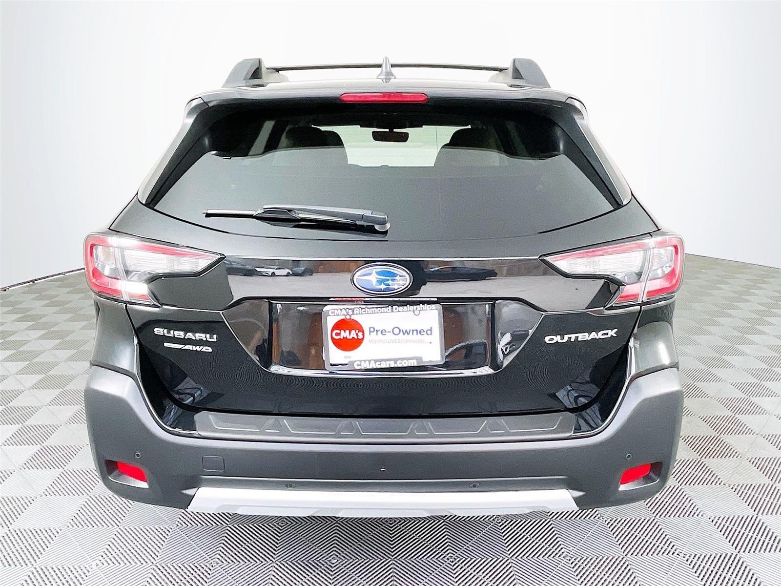 Used 2024 Crystal Black Silica Subaru Limited image 7