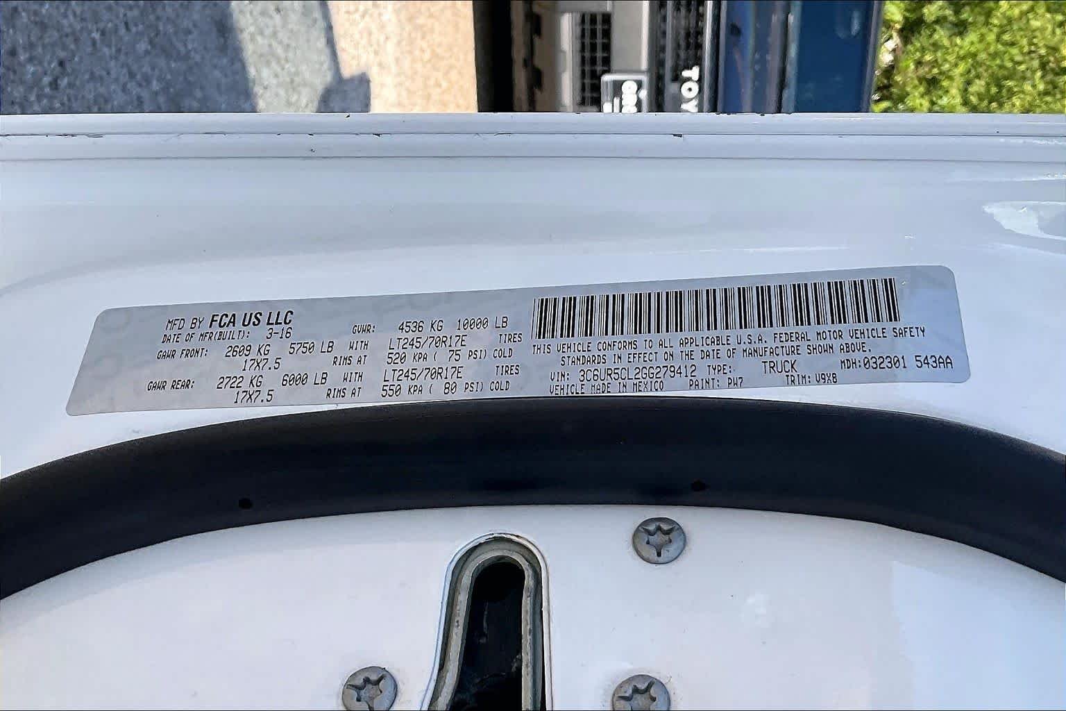 Used 2016 Bright White Clearcoat Ram Tradesman image 33