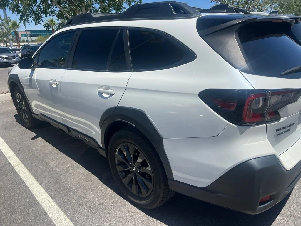 Used 2023 White Subaru Onyx Edition XT image 32