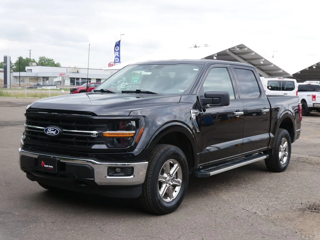 Used 2025 Black Ford XLT image 7