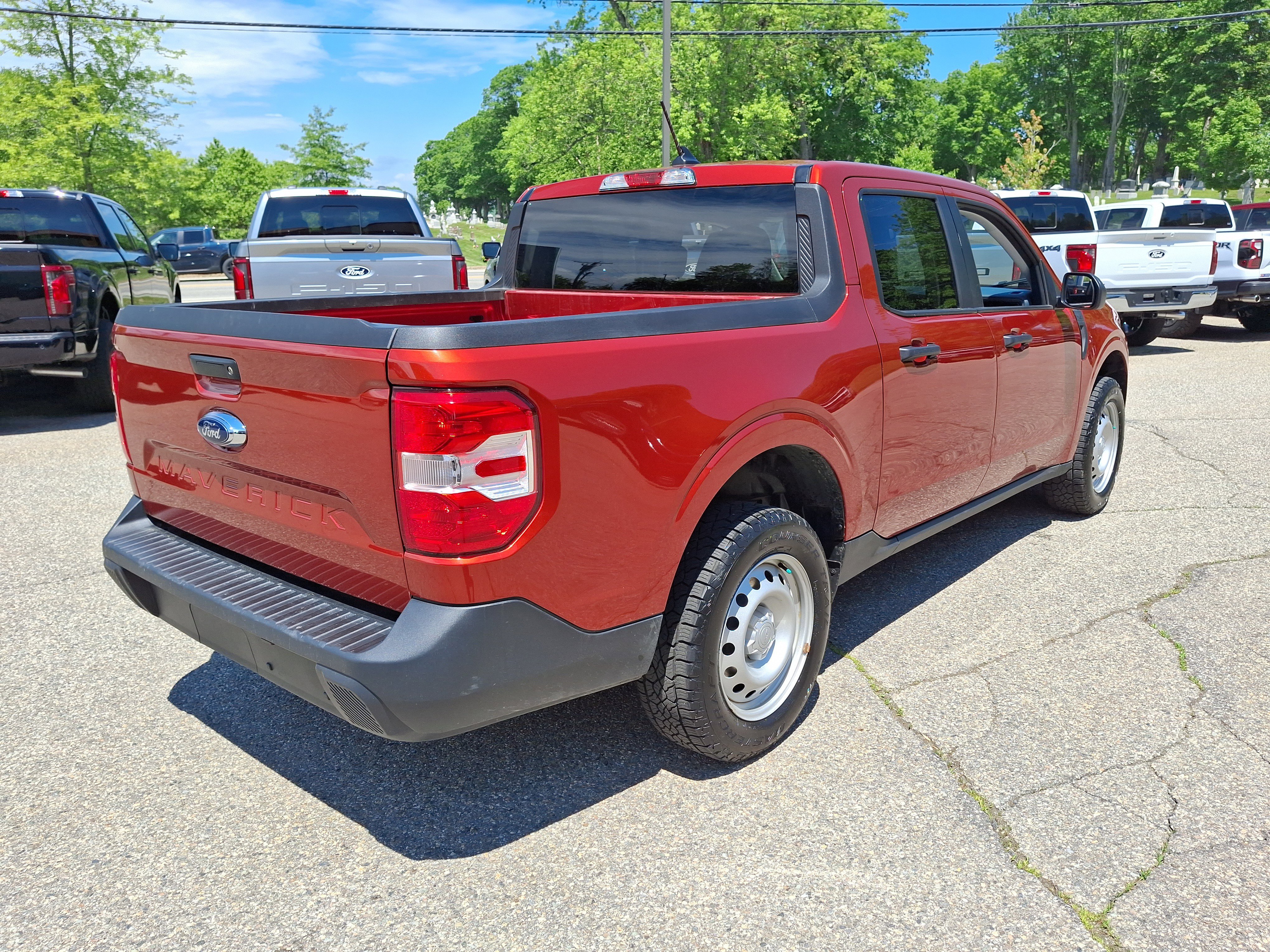 Used 2024 Red Ford XL image 3