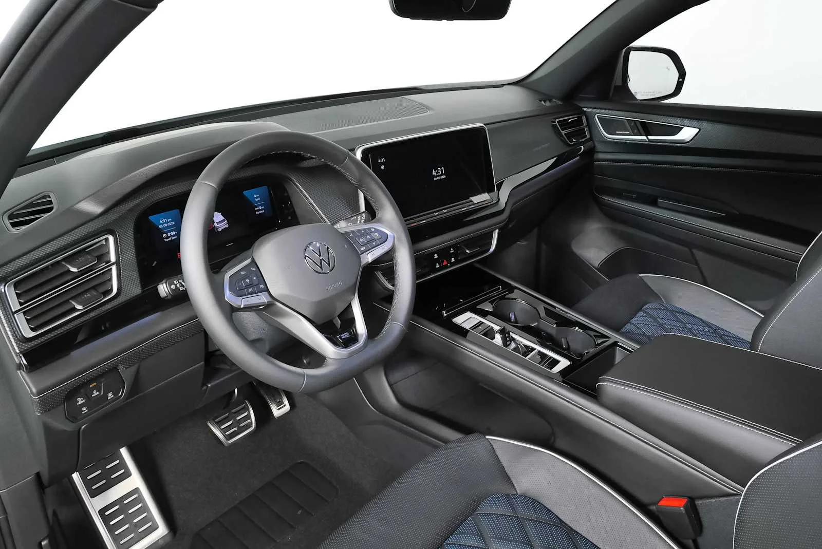 New 2026 Opal White Pearl Volkswagen 2.0T SEL Premium R-Line image 4