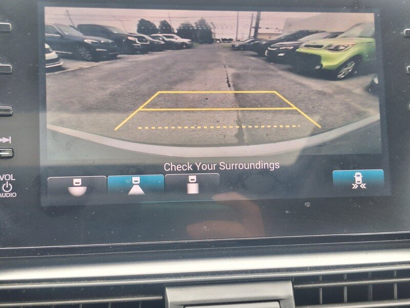 Used 2018  Honda EX image 14