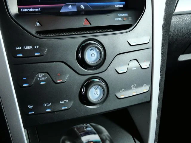 Used 2012 Black Ford XLT image 21