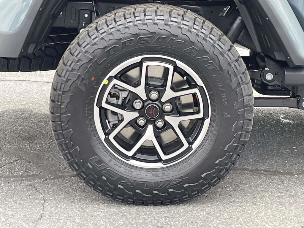 New 2026 Anvil Clear-Coat Exterior Paint Jeep Rubicon X image 13