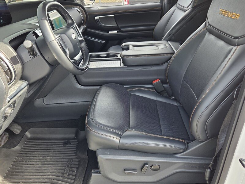 Used 2025 White Metallic FORD TREMOR 4X4 image 11