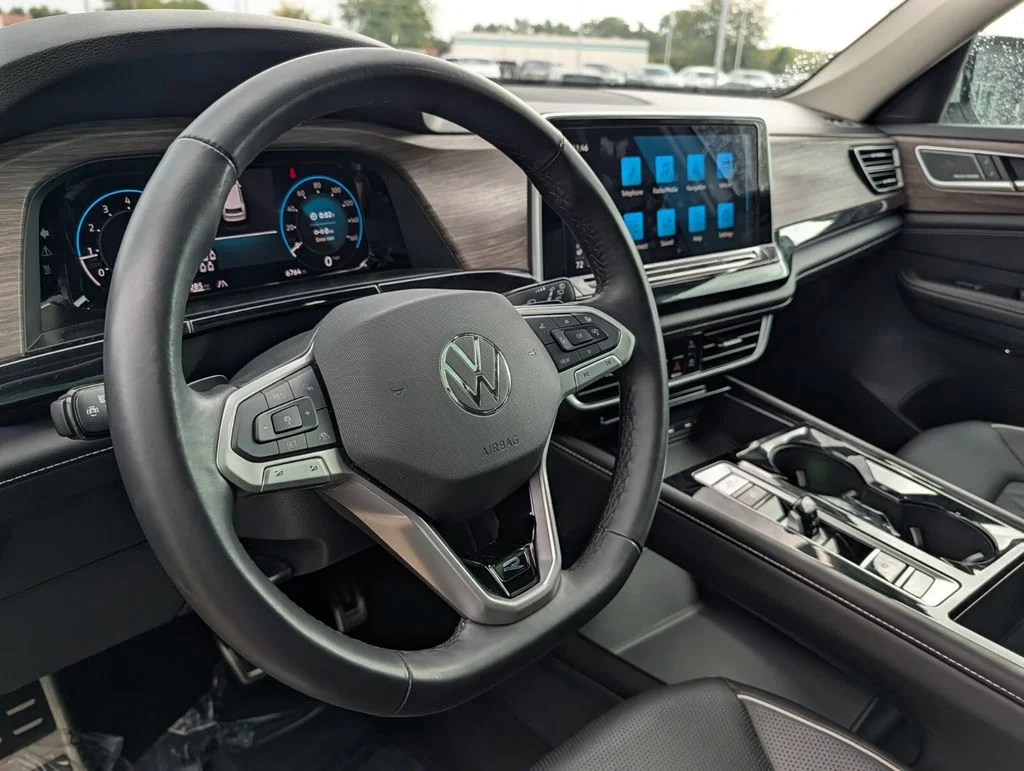 Certified Used 2026 White/off-white Volkswagen 2.0T SEL Premium R-Line image 21