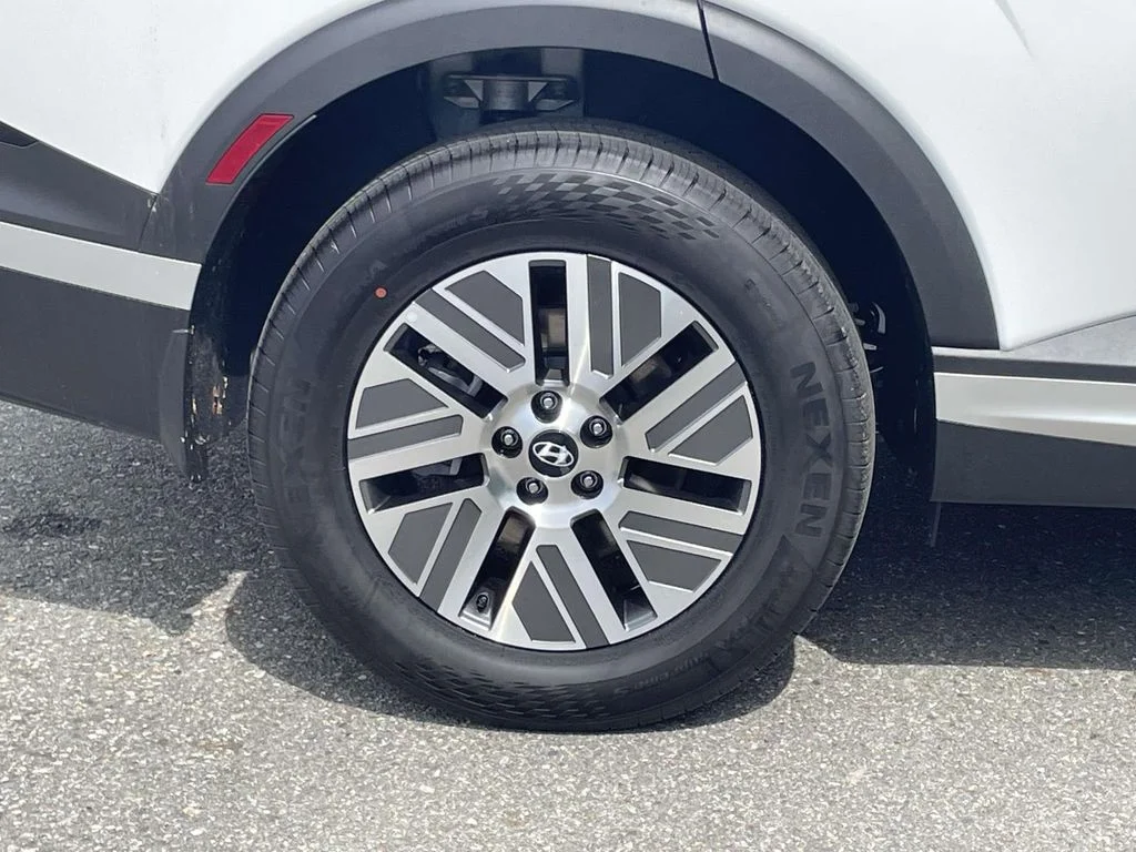 New 2026 White Hyundai SEL image 7