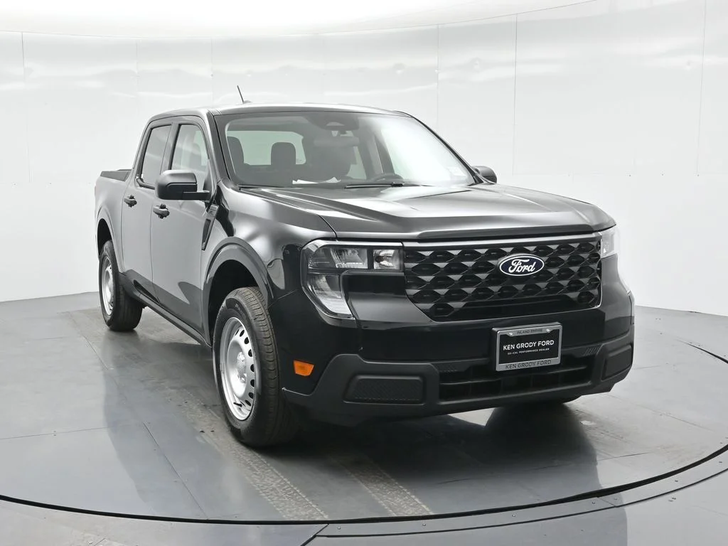 Used 2025 Black Ford XL image 53