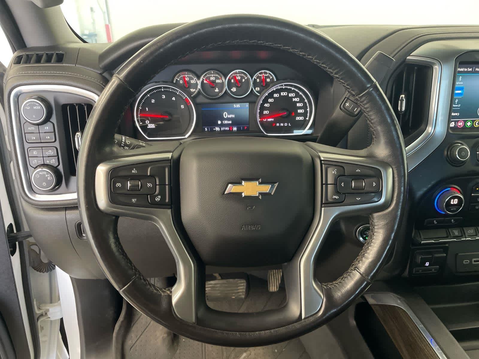 Used 2022 Summit White Chevrolet LT image 16