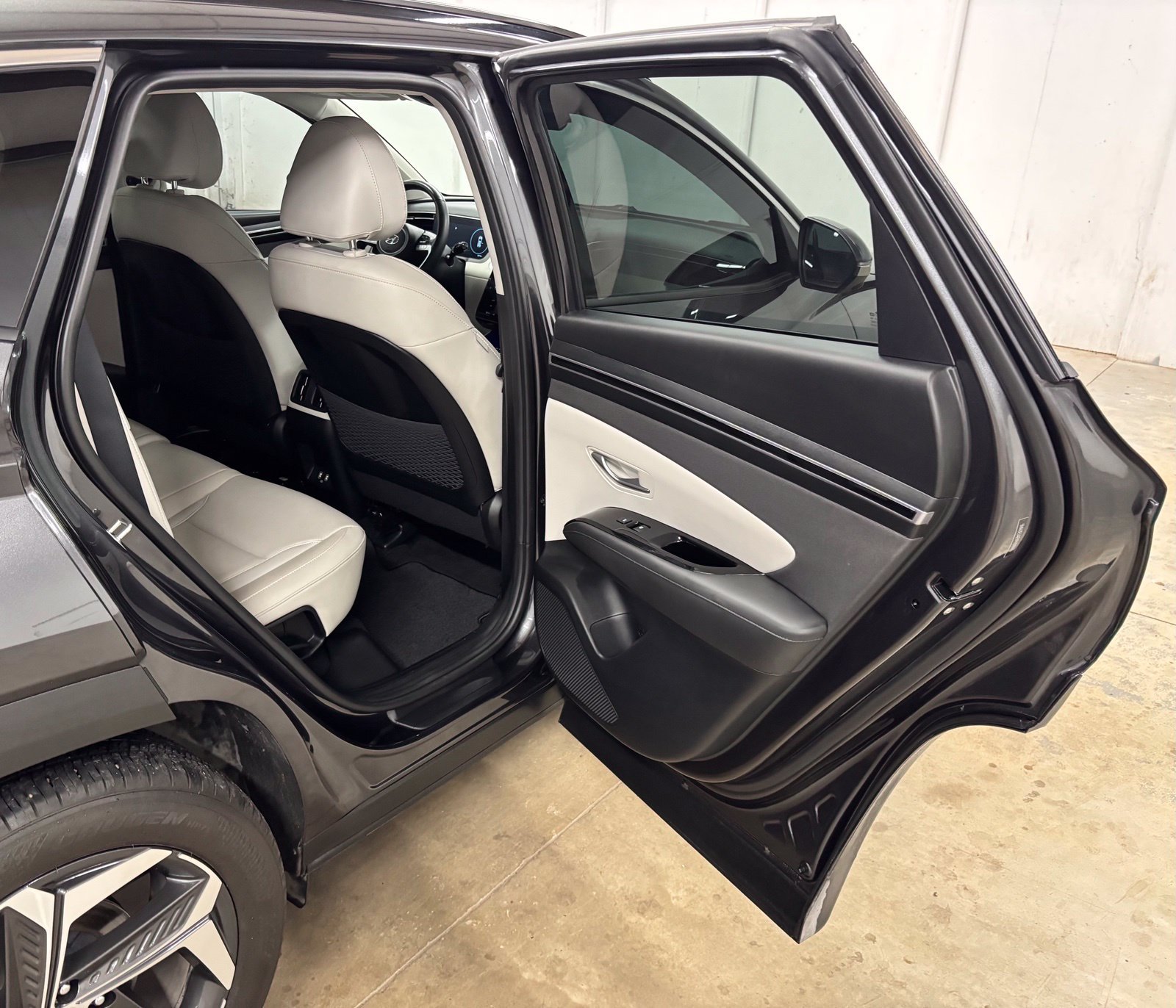 Certified Used 2023 Gray Hyundai Limited image 19