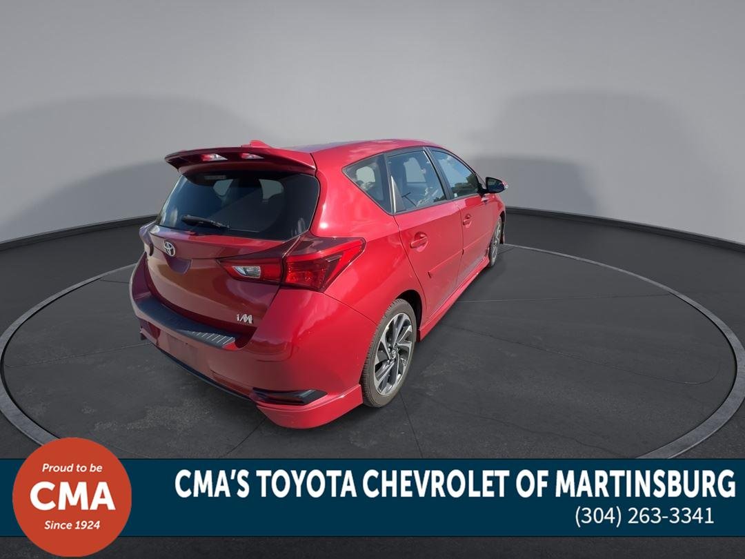 Used 2017 Barcelona Red Metallic Toyota BASE image 8