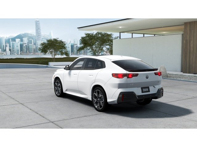 New 2026 Alpine White BMW  image 2