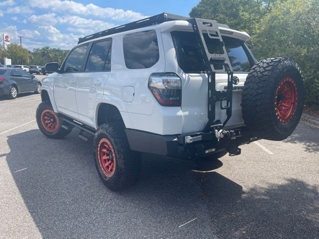 Used 2019 White Toyota SR5 Premium image 6