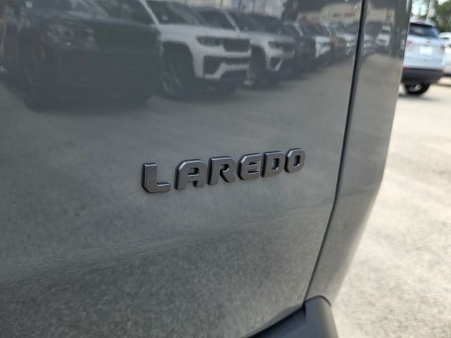 New 2026 Sting-Gray Clear-Coat Exterior Paint Jeep Laredo image 11