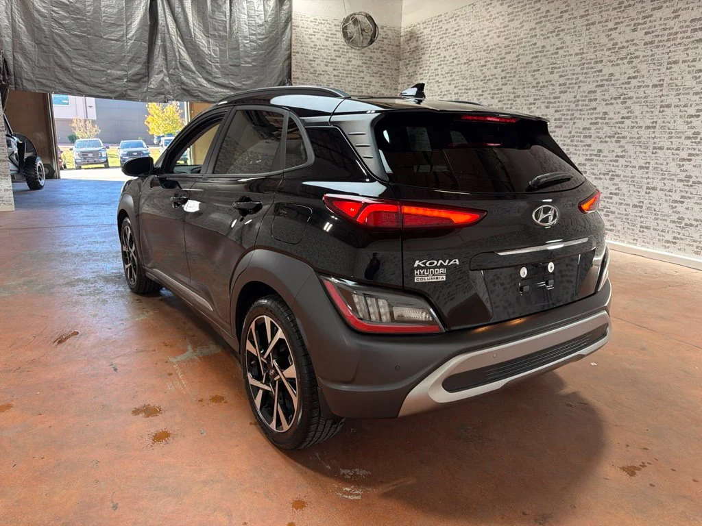 Used 2023 Abyss Black Pearl Hyundai Limited image 5