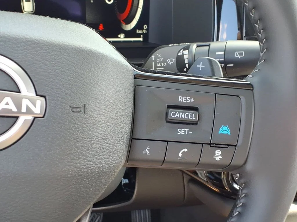 2026 Nissan Pathfinder Platinum - Photo 23