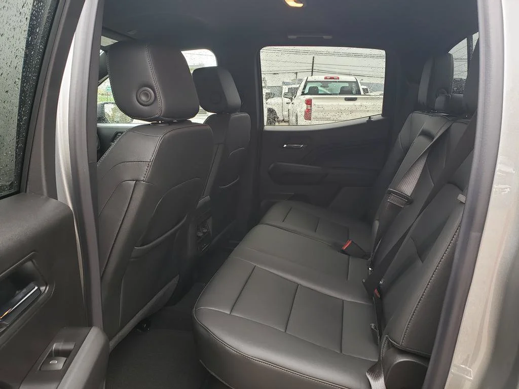 2026 Chevrolet Colorado LT - Photo 16