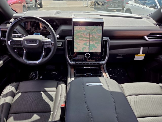 2026 GMC Yukon Denali - Photo 23