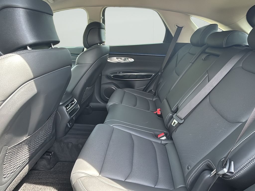 2026 GENESIS GV70 Standard - Photo 16