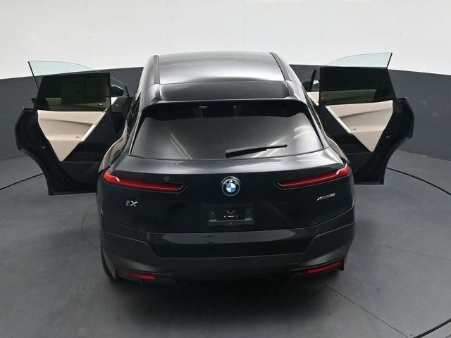Used 2024 Black BMW xDrive50 image 40