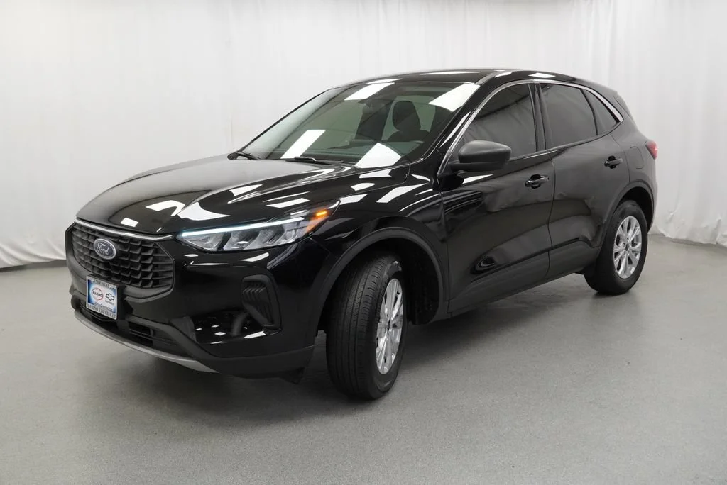 Used 2024 Black Ford Active image 5