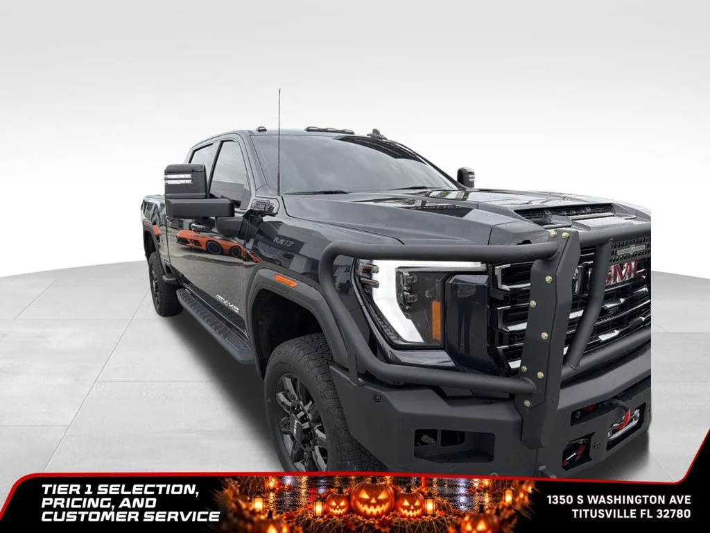 Used 2024 Titanium Rush Metallic GMC AT4 image 2