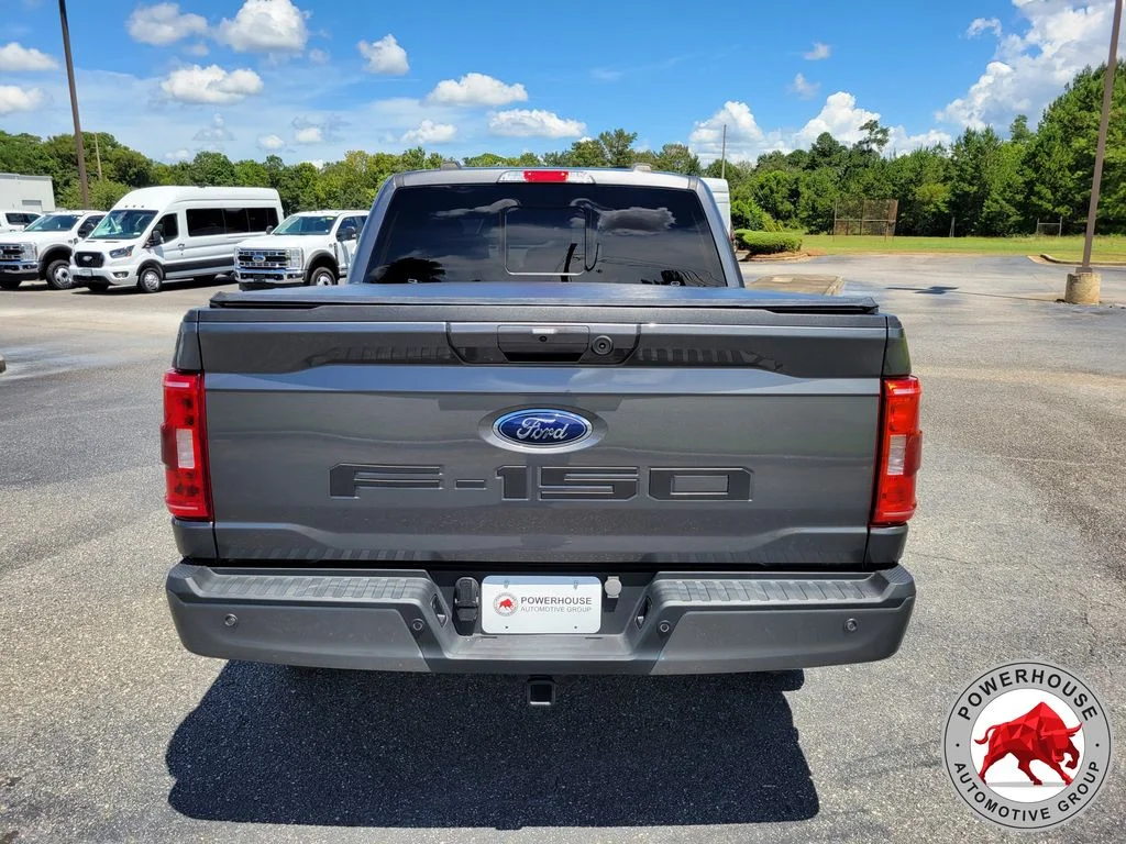 Used 2023 Gray Ford XLT image 4
