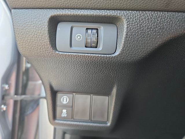 Used 2023 Lunar Silver Metallic Honda 2.0L 4D SPORT image 22