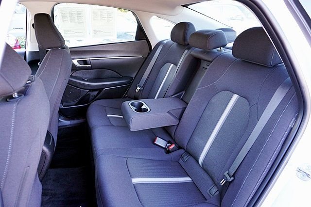 Used 2024 Silver Hyundai SEL image 14