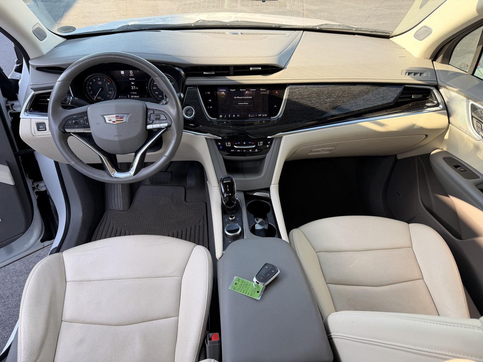 Used 2023 Crystal White Tricoat Cadillac FWD Premium Luxury image 11