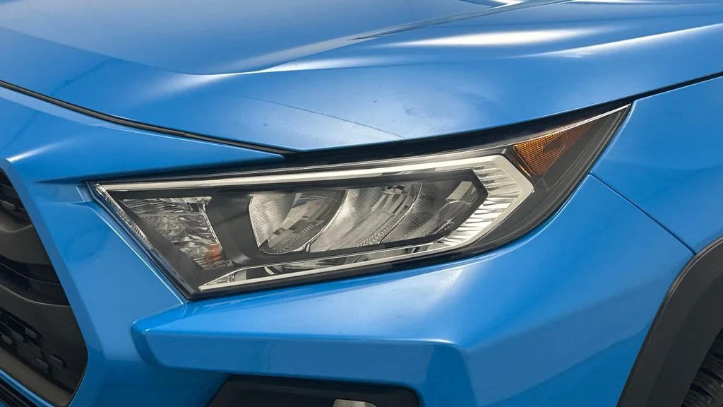 Certified Used 2019 Blue Toyota Adventure image 21