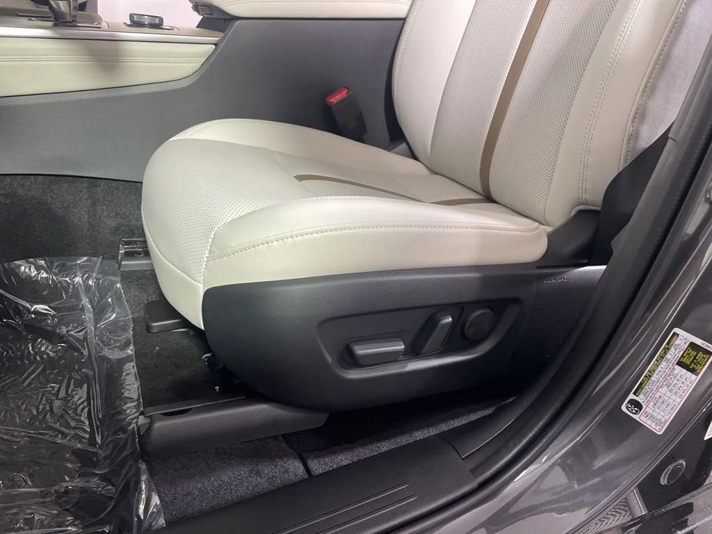 New 2026 Gray Mazda 3.3 Turbo Premium Plus image 11