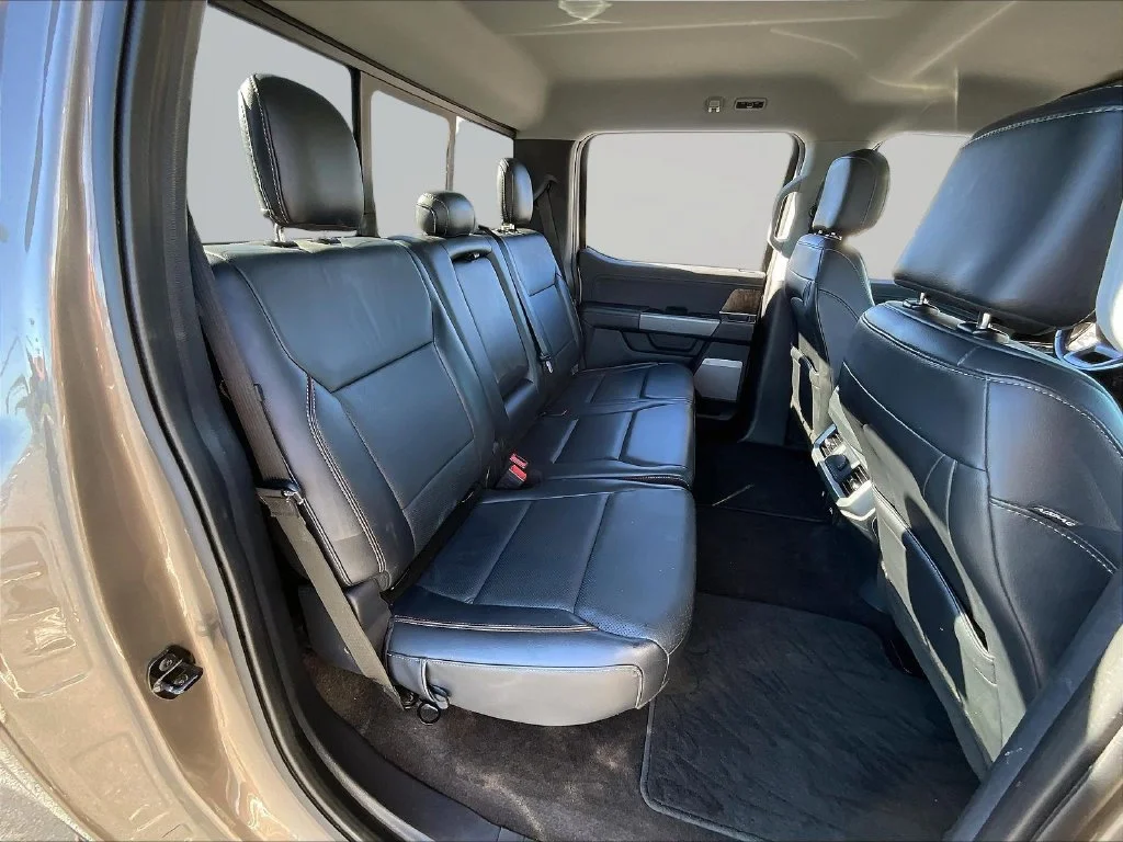Used 2021 Gray Ford Lariat image 29