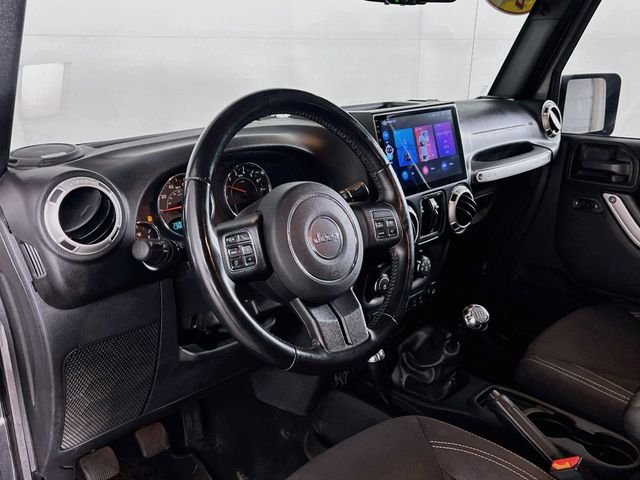2017 Jeep Wrangler Unlimited Sahara - Photo 31