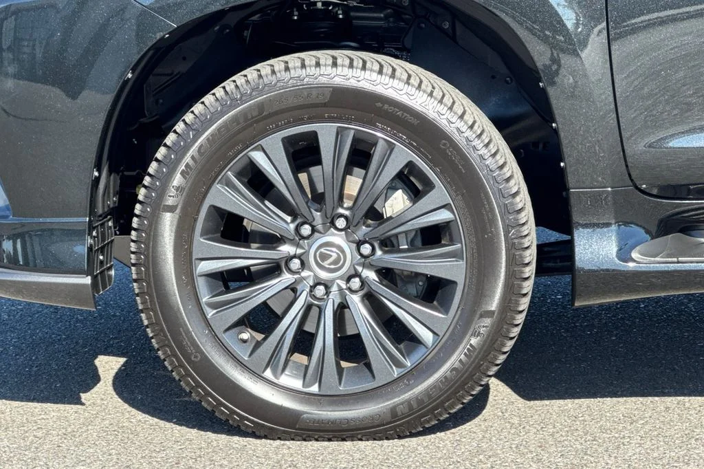 Used 2023 Black Lexus 460 Luxury image 34