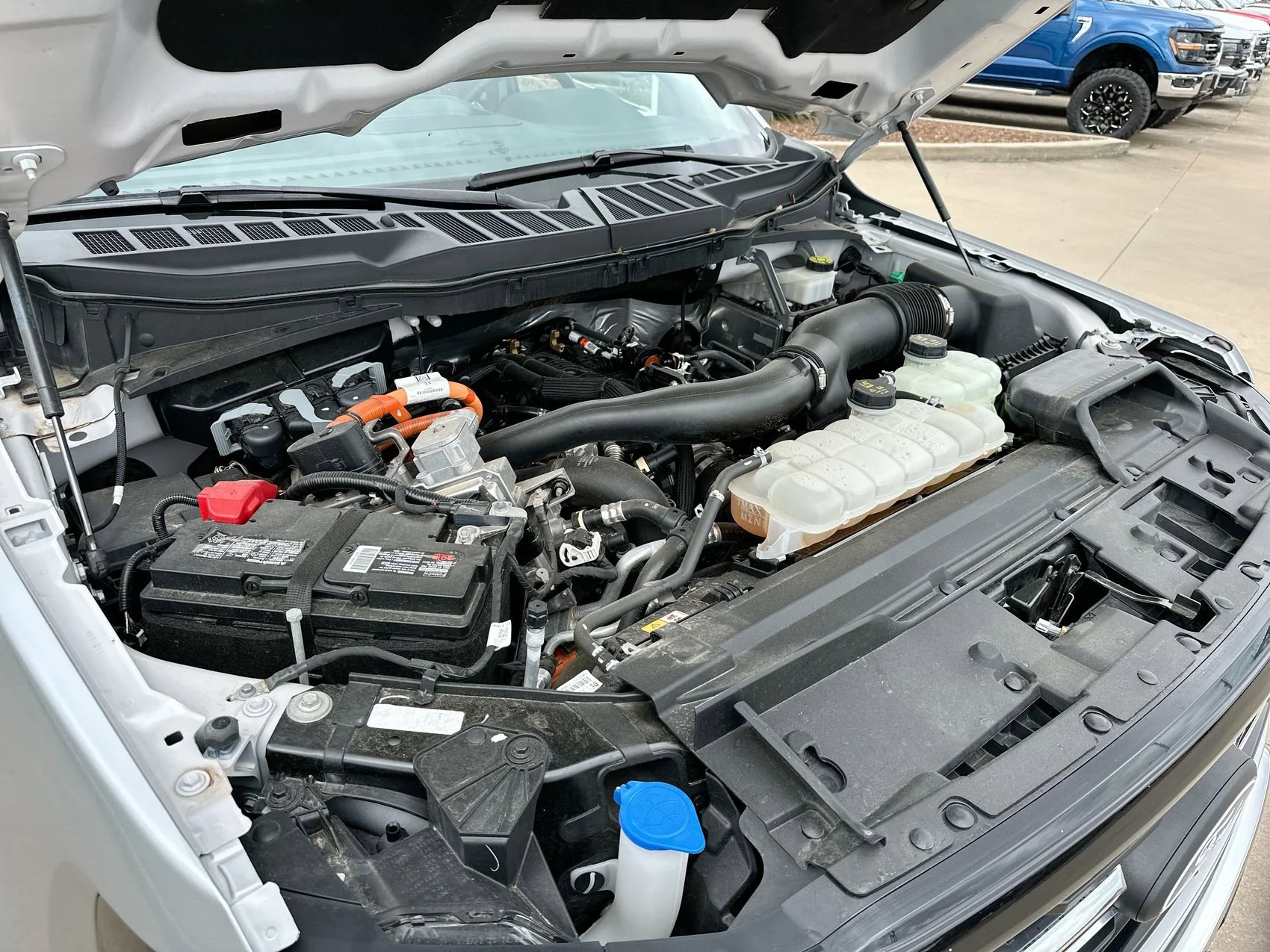 2024 Ford F-150 XLT - Photo 27