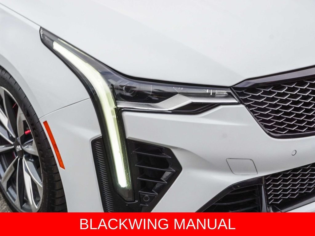 Used 2022 Summit White Cadillac V-Series image 10