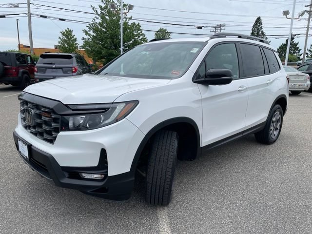 Certified Used 2023 Platinum White Pearl Honda AWD TRAILSPORT image 38