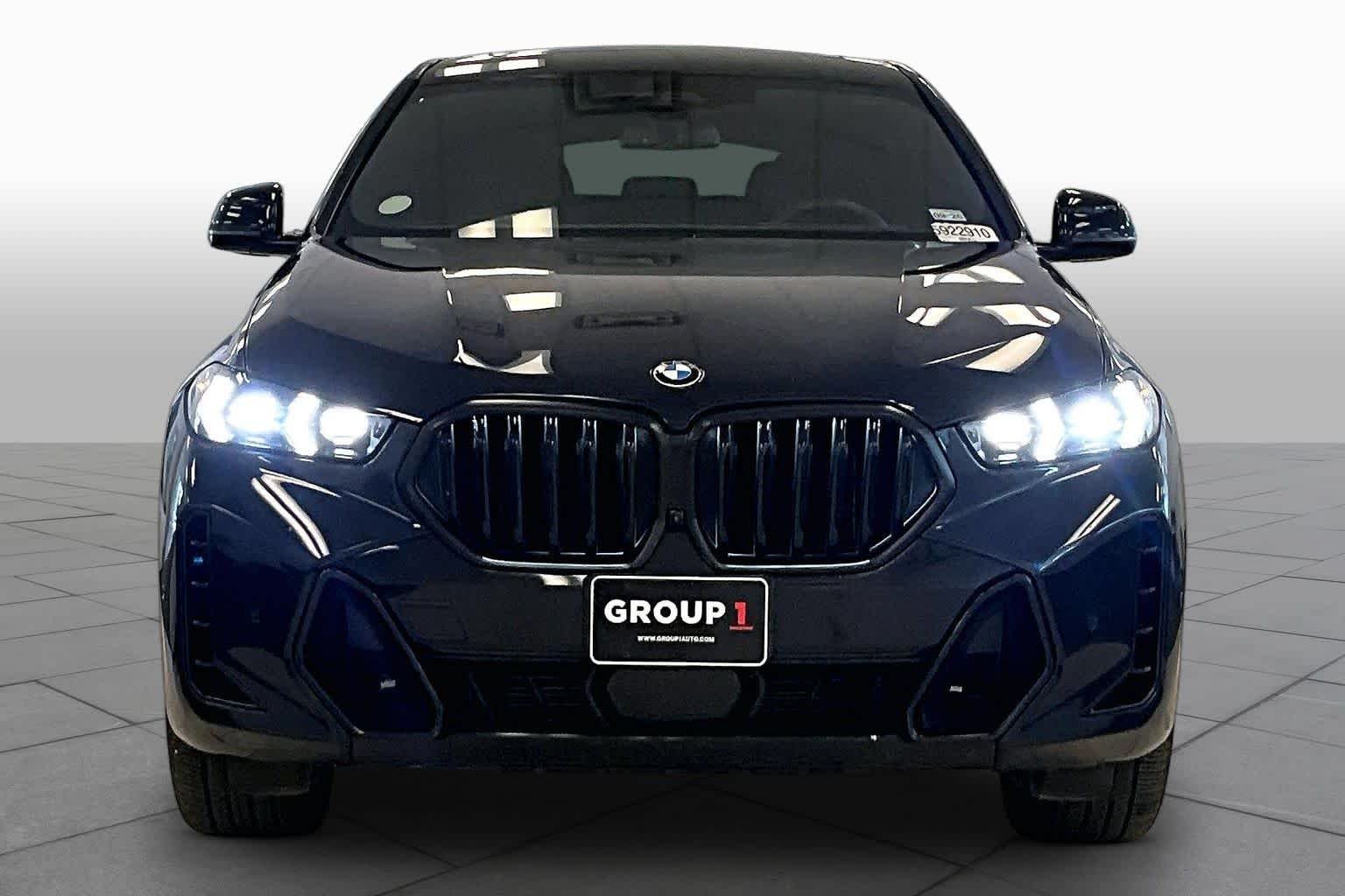 Used 2026 Carbon Black Metallic BMW xDrive40i image 3