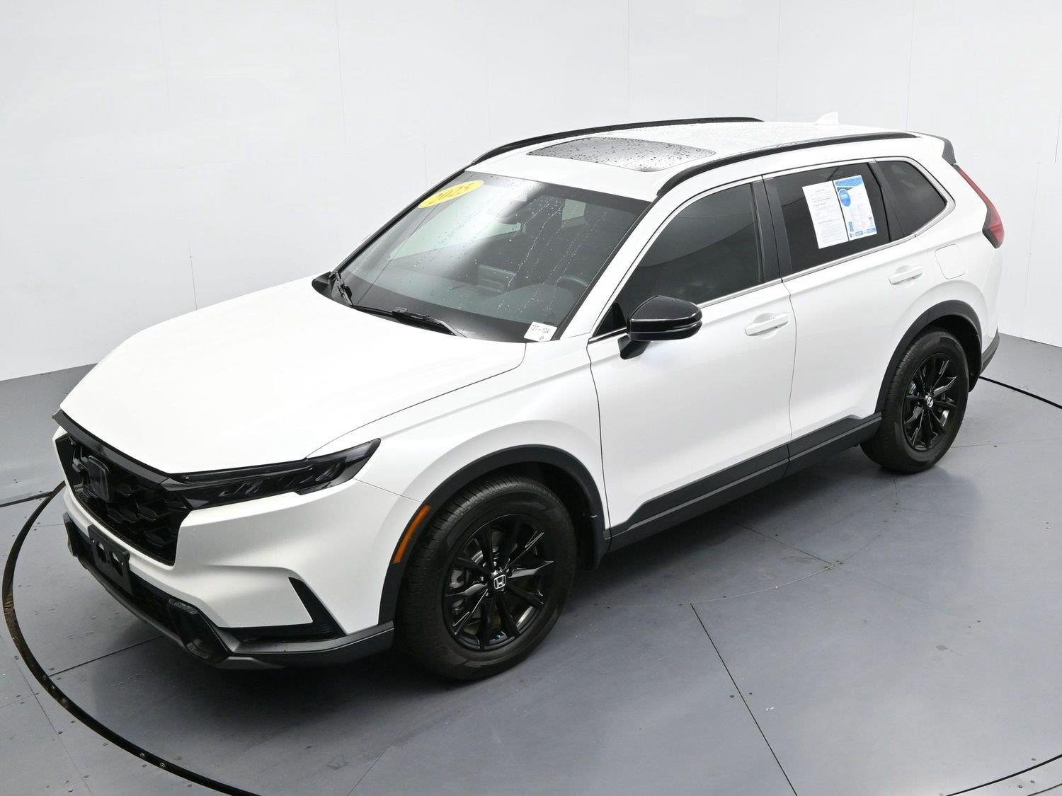 Used 2025 Platinum White Pearl Honda Sport-L image 41