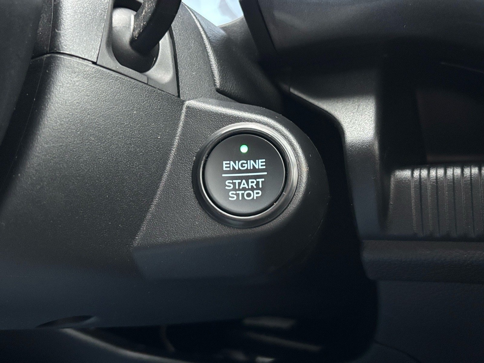 New 2025 Carbonized Gray Metallic Ford LARIAT® image 16