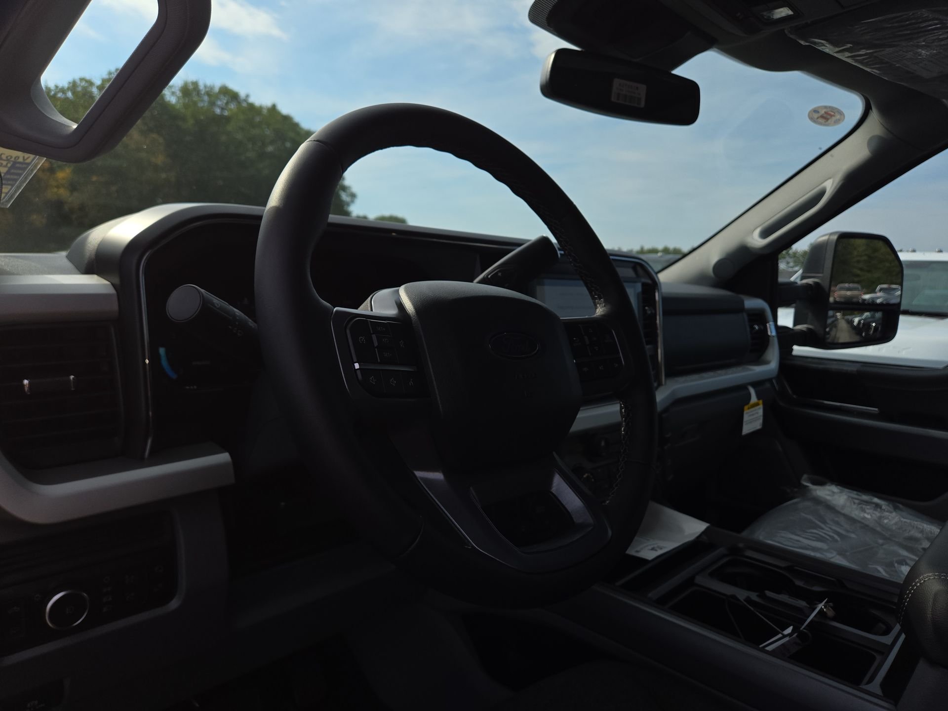 New 2027 Carbonized Gray Metallic Ford F-250® XLT image 7