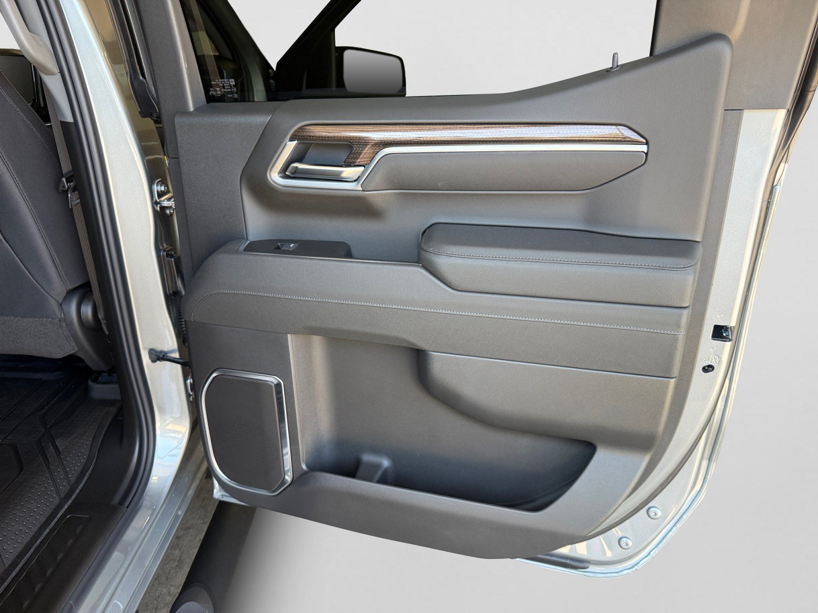 2026 Chevrolet Silverado 1500 RST - Photo 16