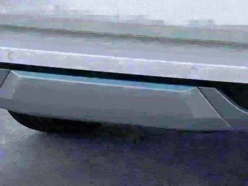 New 2025 Star White Ford Platinum image 16