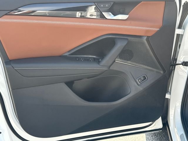 New 2026 White Volkswagen SEL R-Line Turbo image 10